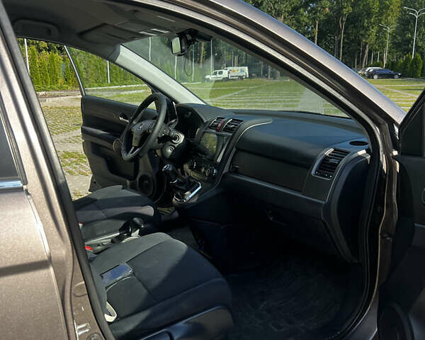 Коричневый Хонда СРВ, объемом двигателя 2 л и пробегом 292 тыс. км за 13300 $, фото 21 на Automoto.ua