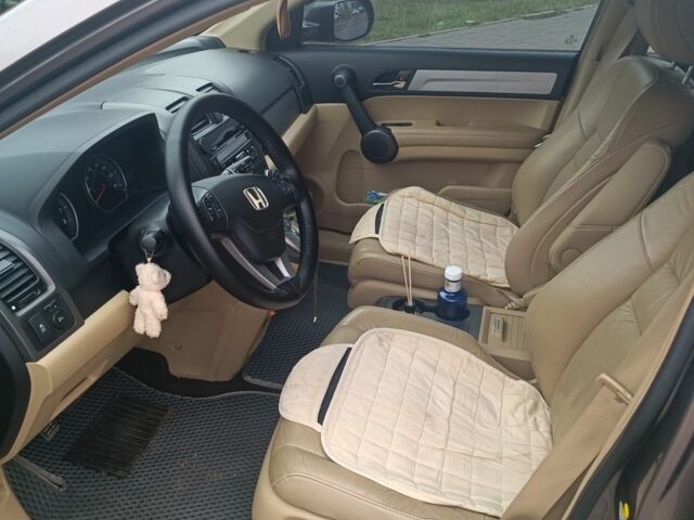 Коричневый Хонда СРВ, объемом двигателя 2.4 л и пробегом 330 тыс. км за 10300 $, фото 6 на Automoto.ua