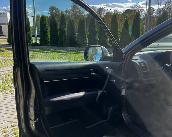 Коричневый Хонда СРВ, объемом двигателя 2 л и пробегом 286 тыс. км за 13400 $, фото 18 на Automoto.ua