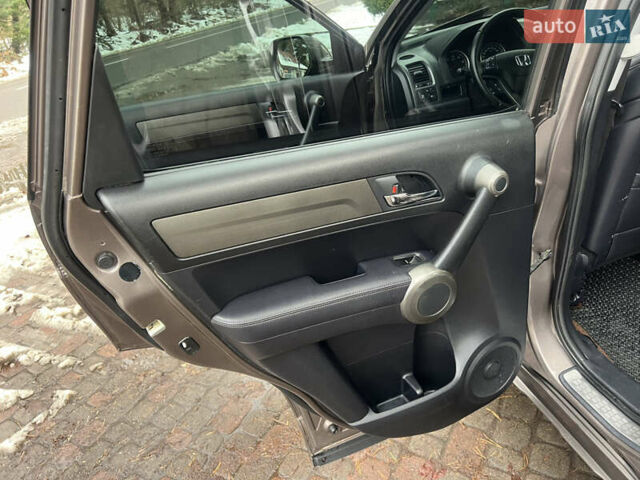 Коричневый Хонда СРВ, объемом двигателя 0 л и пробегом 286 тыс. км за 13200 $, фото 70 на Automoto.ua