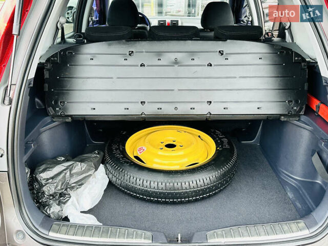 Хонда СРВ 2010 в Харькове на Automoto.ua Коричневый Хонда СРВ, объемом двигателя 2.4 л и пробегом 220 тыс. км за 12200 $, фото 42 на Automoto.ua