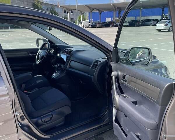 Коричневый Хонда СРВ, объемом двигателя 2.2 л и пробегом 242 тыс. км за 13300 $, фото 8 на Automoto.ua