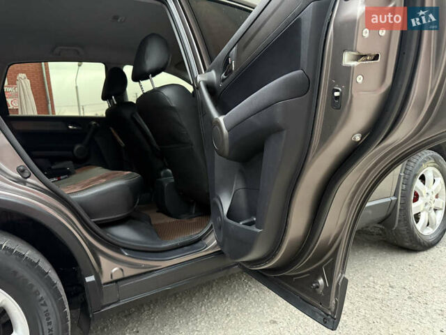 Коричневый Хонда СРВ, объемом двигателя 2.2 л и пробегом 187 тыс. км за 13000 $, фото 35 на Automoto.ua