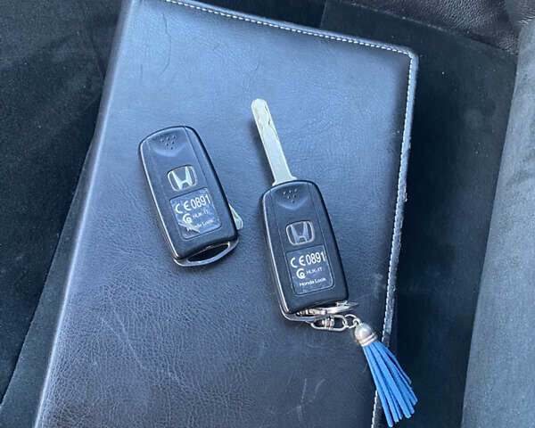 Коричневый Хонда СРВ, объемом двигателя 2 л и пробегом 245 тыс. км за 12700 $, фото 43 на Automoto.ua