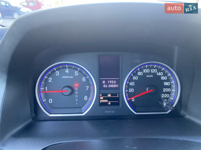 Коричневый Хонда СРВ, объемом двигателя 2 л и пробегом 245 тыс. км за 12700 $, фото 17 на Automoto.ua