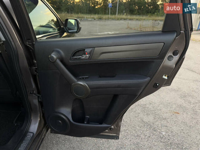 Коричневий Хонда СРВ, об'ємом двигуна 2.2 л та пробігом 180 тис. км за 15800 $, фото 52 на Automoto.ua