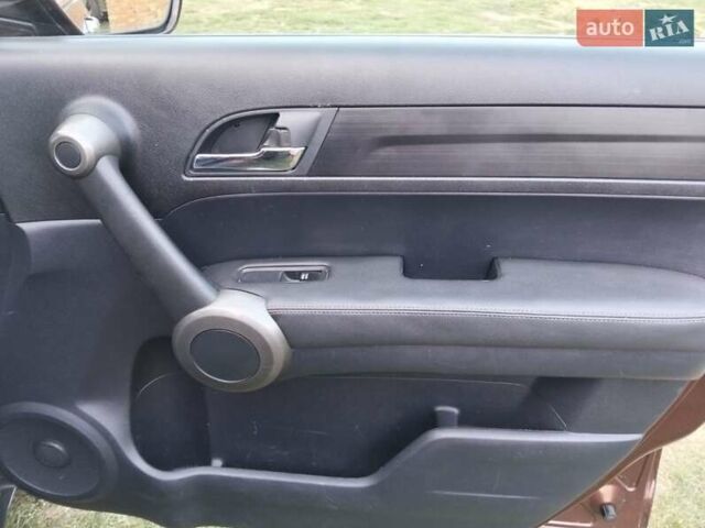 Коричневий Хонда СРВ, об'ємом двигуна 2.2 л та пробігом 192 тис. км за 13600 $, фото 28 на Automoto.ua