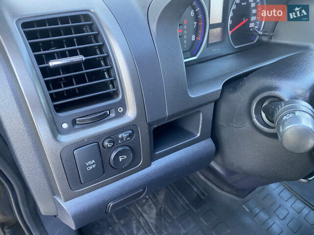 Коричневый Хонда СРВ, объемом двигателя 2 л и пробегом 245 тыс. км за 12700 $, фото 15 на Automoto.ua