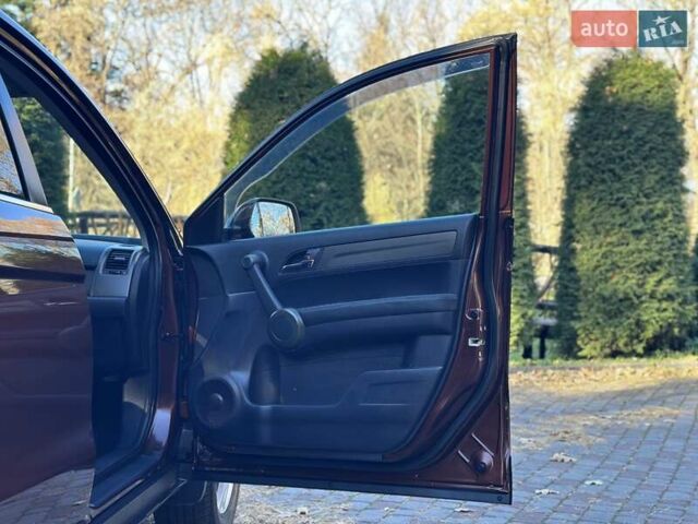 Коричневый Хонда СРВ, объемом двигателя 2 л и пробегом 183 тыс. км за 13250 $, фото 86 на Automoto.ua