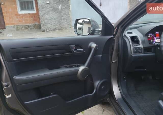 Коричневый Хонда СРВ, объемом двигателя 2.2 л и пробегом 232 тыс. км за 14700 $, фото 19 на Automoto.ua