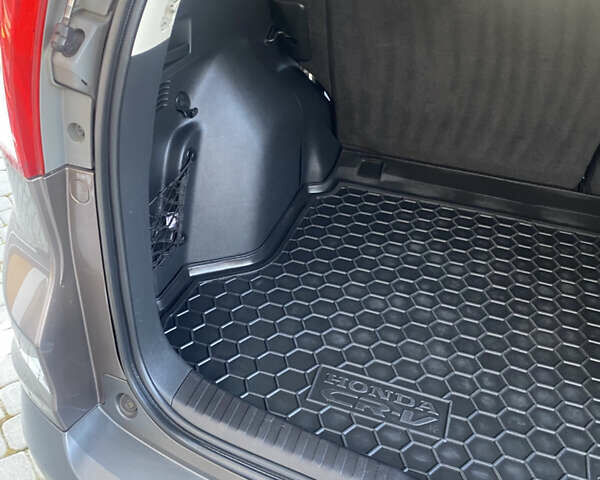 Коричневый Хонда СРВ, объемом двигателя 2.2 л и пробегом 218 тыс. км за 15900 $, фото 24 на Automoto.ua