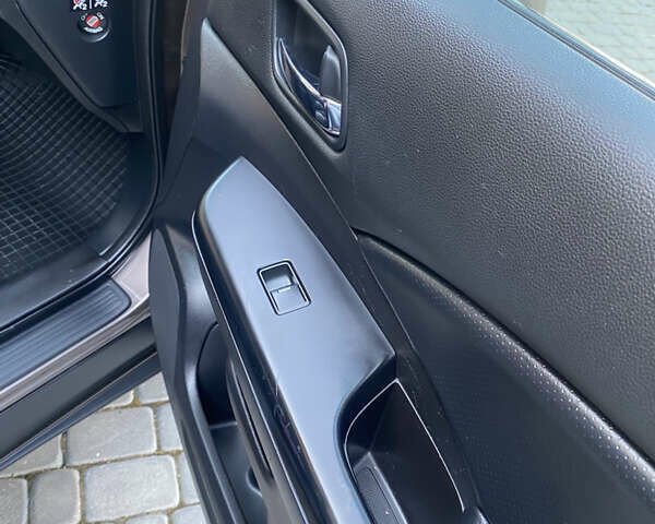 Коричневый Хонда СРВ, объемом двигателя 2.2 л и пробегом 218 тыс. км за 15900 $, фото 18 на Automoto.ua