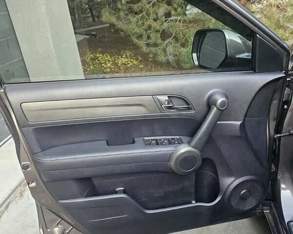 Коричневый Хонда СРВ, объемом двигателя 2.4 л и пробегом 200 тыс. км за 14300 $, фото 7 на Automoto.ua