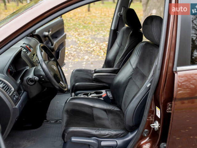 Коричневый Хонда СРВ, объемом двигателя 2.35 л и пробегом 132 тыс. км за 15000 $, фото 10 на Automoto.ua