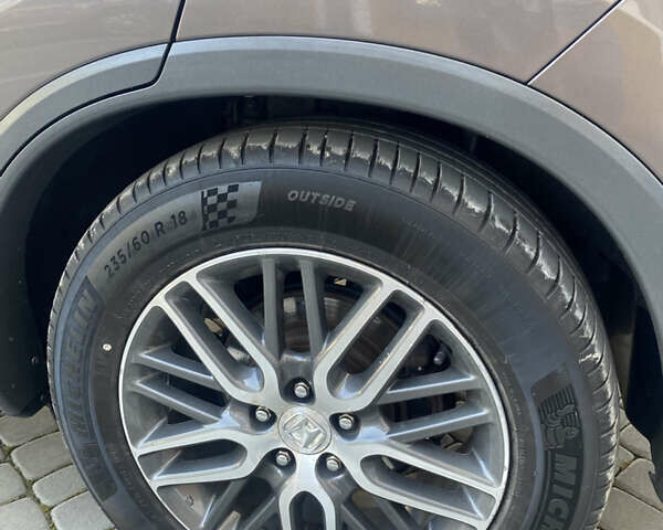 Коричневый Хонда СРВ, объемом двигателя 2.2 л и пробегом 218 тыс. км за 15900 $, фото 2 на Automoto.ua