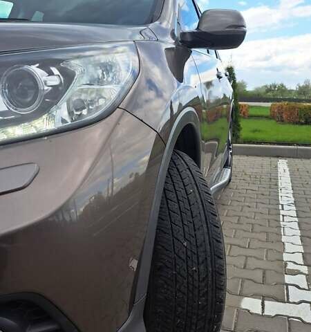 Коричневый Хонда СРВ, объемом двигателя 2.2 л и пробегом 180 тыс. км за 19300 $, фото 1 на Automoto.ua