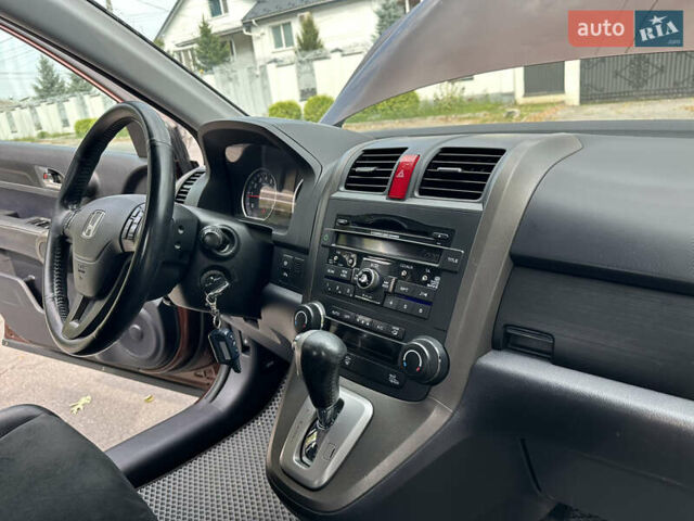 Коричневый Хонда СРВ, объемом двигателя 2 л и пробегом 186 тыс. км за 13999 $, фото 16 на Automoto.ua