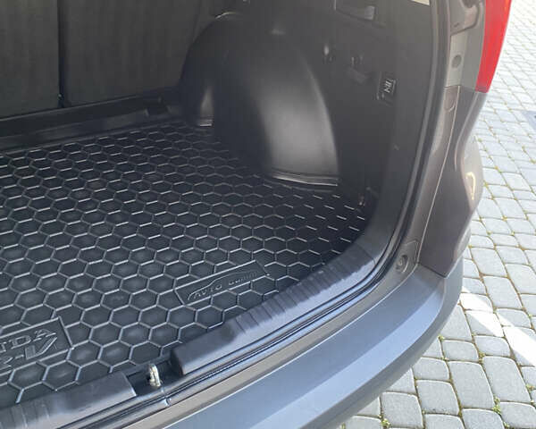 Коричневый Хонда СРВ, объемом двигателя 2.2 л и пробегом 218 тыс. км за 15900 $, фото 23 на Automoto.ua