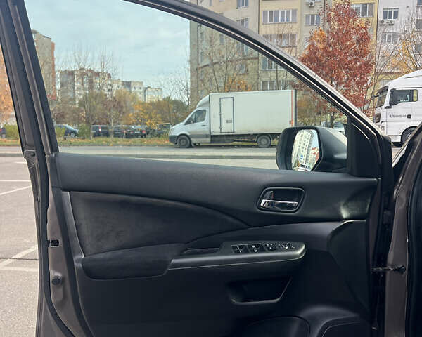 Коричневый Хонда СРВ, объемом двигателя 1.6 л и пробегом 280 тыс. км за 15900 $, фото 18 на Automoto.ua