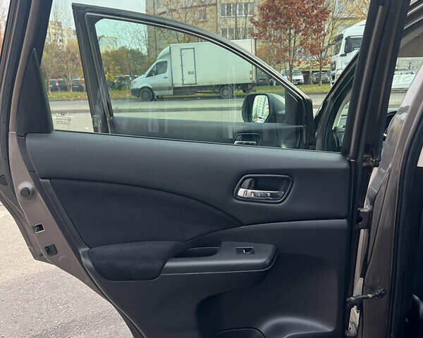 Коричневый Хонда СРВ, объемом двигателя 1.6 л и пробегом 280 тыс. км за 15900 $, фото 17 на Automoto.ua