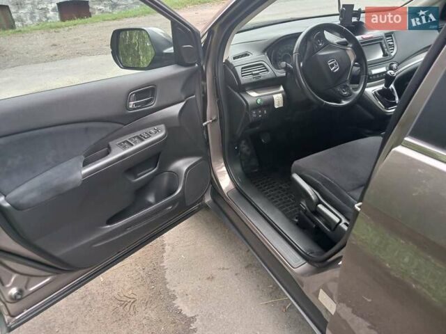 Коричневый Хонда СРВ, объемом двигателя 2.2 л и пробегом 136 тыс. км за 16500 $, фото 8 на Automoto.ua