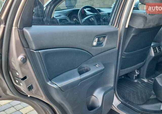 Коричневый Хонда СРВ, объемом двигателя 1.6 л и пробегом 230 тыс. км за 14900 $, фото 13 на Automoto.ua