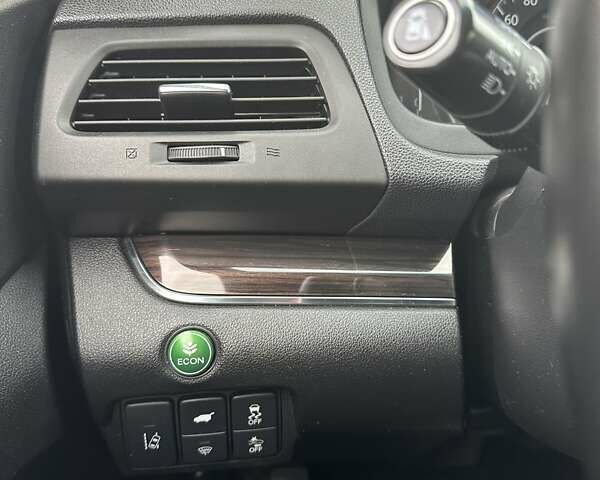 Хонда СРВ 2015 в Львове на Automoto.ua Коричневый Хонда СРВ, объемом двигателя 2.36 л и пробегом 270 тыс. км за 15000 $, фото 14 на Automoto.ua