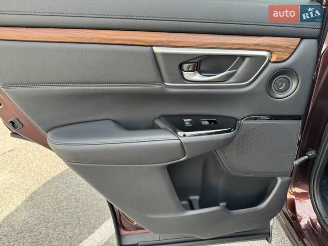 Хонда СРВ 2018 у Києві на Automoto.ua Коричневий Хонда СРВ, об'ємом двигуна 1.5 л та пробігом 95 тис. км за 26999 $, фото 40 на Automoto.ua