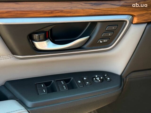 Красный Хонда СРВ, объемом двигателя 1.5 л и пробегом 84 тыс. км за 20490 $, фото 14 на Automoto.ua