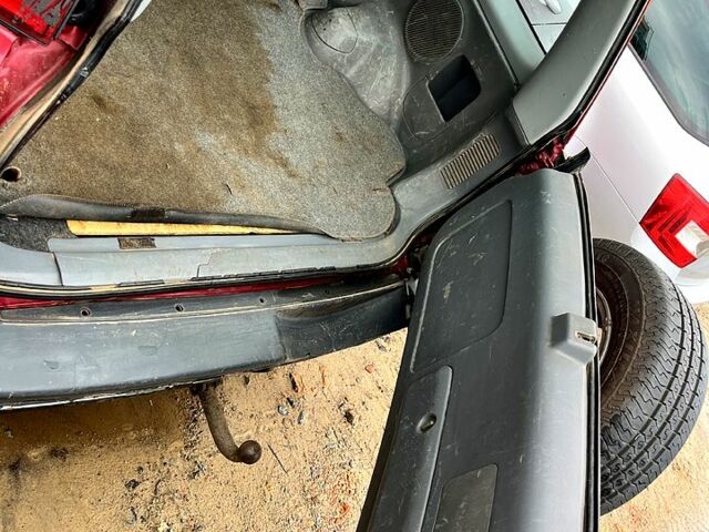 Красный Хонда СРВ, объемом двигателя 2 л и пробегом 245 тыс. км за 3000 $, фото 6 на Automoto.ua