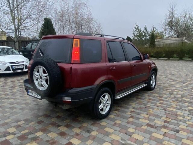 Красный Хонда СРВ, объемом двигателя 2 л и пробегом 217 тыс. км за 5100 $, фото 2 на Automoto.ua