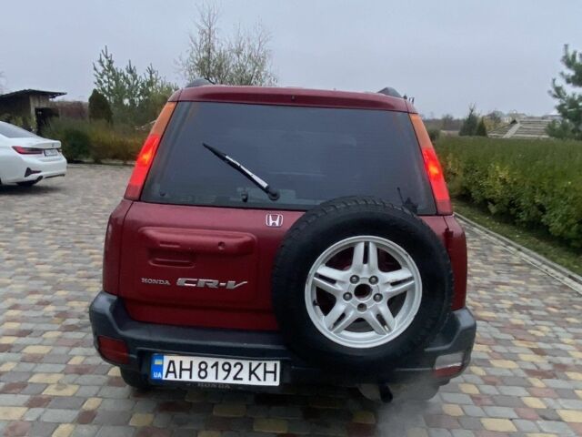 Красный Хонда СРВ, объемом двигателя 2 л и пробегом 217 тыс. км за 5100 $, фото 3 на Automoto.ua