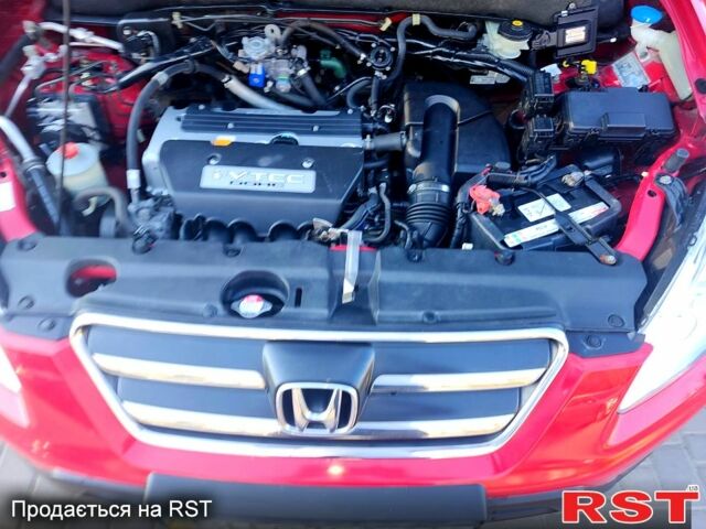 Красный Хонда СРВ, объемом двигателя 2 л и пробегом 225 тыс. км за 7450 $, фото 3 на Automoto.ua
