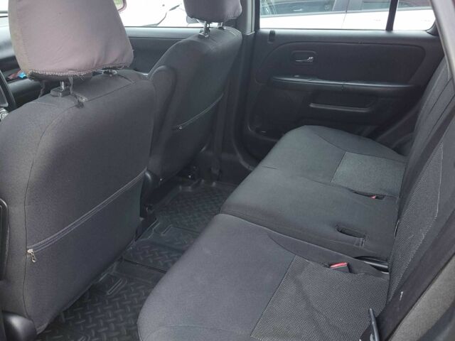 Красный Хонда СРВ, объемом двигателя 2 л и пробегом 257 тыс. км за 6876 $, фото 5 на Automoto.ua