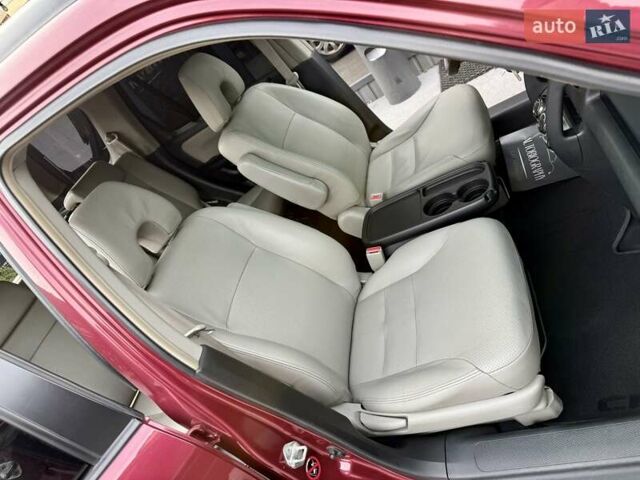 Красный Хонда СРВ, объемом двигателя 2 л и пробегом 321 тыс. км за 7900 $, фото 42 на Automoto.ua