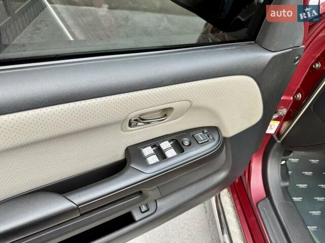 Красный Хонда СРВ, объемом двигателя 2 л и пробегом 321 тыс. км за 7900 $, фото 28 на Automoto.ua