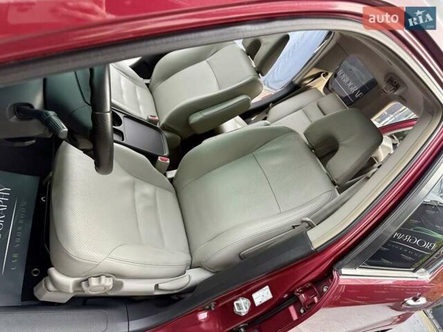 Красный Хонда СРВ, объемом двигателя 2 л и пробегом 321 тыс. км за 7900 $, фото 26 на Automoto.ua