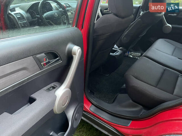 Красный Хонда СРВ, объемом двигателя 2 л и пробегом 270 тыс. км за 9800 $, фото 19 на Automoto.ua