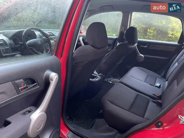 Красный Хонда СРВ, объемом двигателя 2 л и пробегом 270 тыс. км за 9800 $, фото 16 на Automoto.ua
