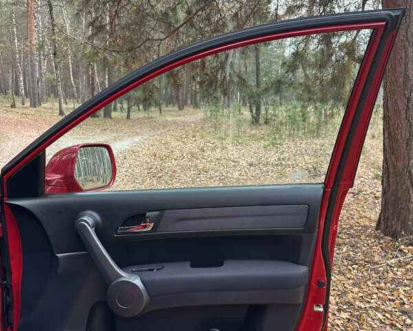 Красный Хонда СРВ, объемом двигателя 2.4 л и пробегом 10 тыс. км за 10300 $, фото 10 на Automoto.ua