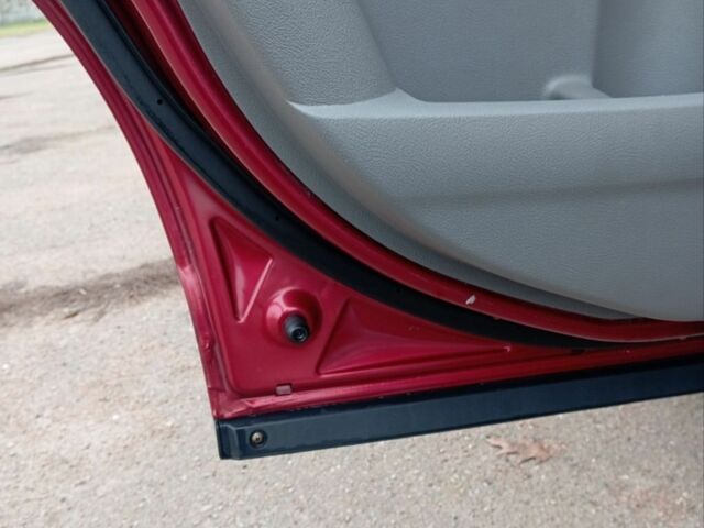 Червоний Хонда СРВ, об'ємом двигуна 2.4 л та пробігом 204 тис. км за 11100 $, фото 5 на Automoto.ua