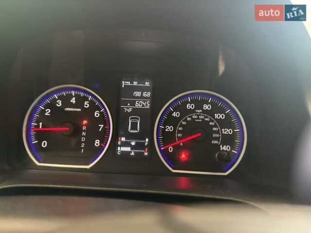 Красный Хонда СРВ, объемом двигателя 2.4 л и пробегом 204 тыс. км за 10000 $, фото 12 на Automoto.ua