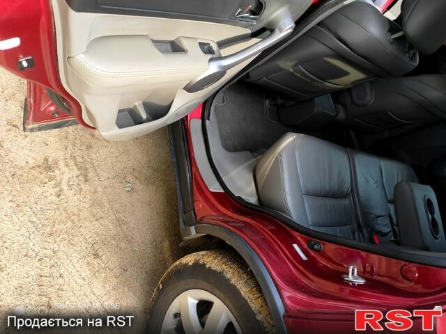 Червоний Хонда СРВ, об'ємом двигуна 2.4 л та пробігом 202 тис. км за 10500 $, фото 2 на Automoto.ua