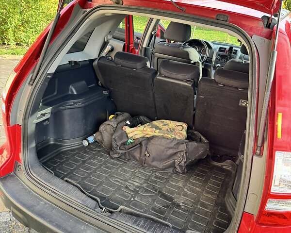 Хонда СРВ 2008 в Украинке на Automoto.ua Красный Хонда СРВ, объемом двигателя 2.2 л и пробегом 351 тыс. км за 9200 $, фото 8 на Automoto.ua