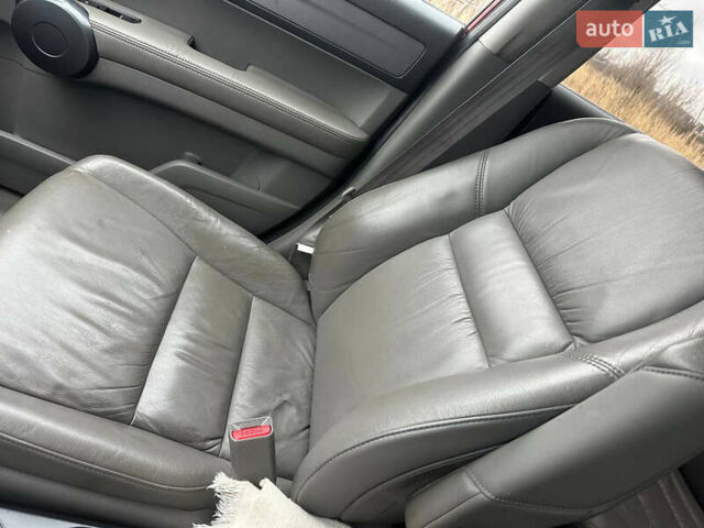 Червоний Хонда СРВ, об'ємом двигуна 2.4 л та пробігом 243 тис. км за 12000 $, фото 5 на Automoto.ua