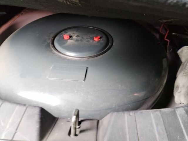 Красный Хонда СРВ, объемом двигателя 2.4 л и пробегом 235 тыс. км за 10500 $, фото 10 на Automoto.ua