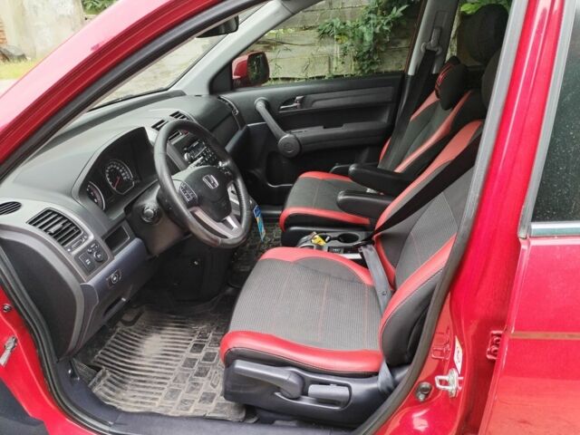 Красный Хонда СРВ, объемом двигателя 2.4 л и пробегом 235 тыс. км за 10500 $, фото 8 на Automoto.ua