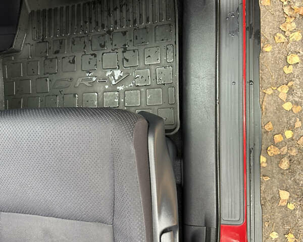 Красный Хонда СРВ, объемом двигателя 2.4 л и пробегом 10 тыс. км за 10300 $, фото 11 на Automoto.ua