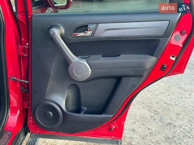 Красный Хонда СРВ, объемом двигателя 2.4 л и пробегом 240 тыс. км за 10990 $, фото 22 на Automoto.ua