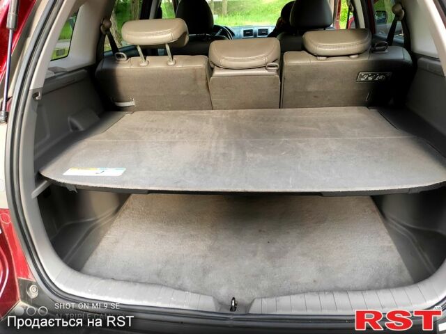 Червоний Хонда СРВ, об'ємом двигуна 2.4 л та пробігом 202 тис. км за 10500 $, фото 1 на Automoto.ua